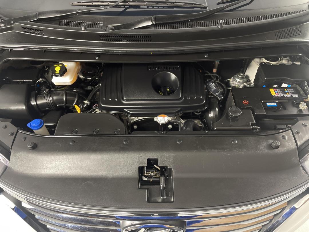 Photo '13' of Hyundai Imax