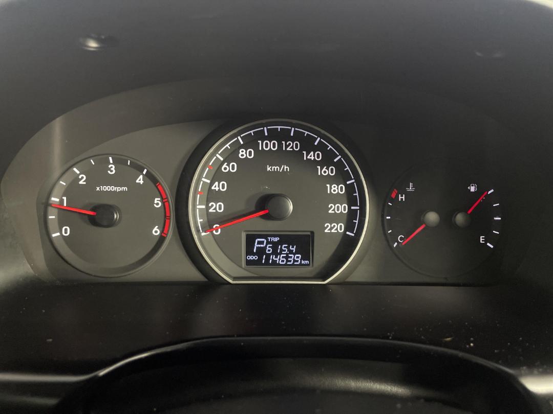 Photo '20' of Hyundai Imax