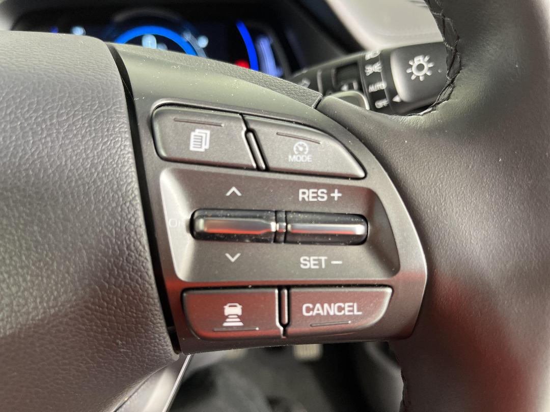 Photo '25' of Hyundai Ioniq Photo '25' of Hyundai Ioniq