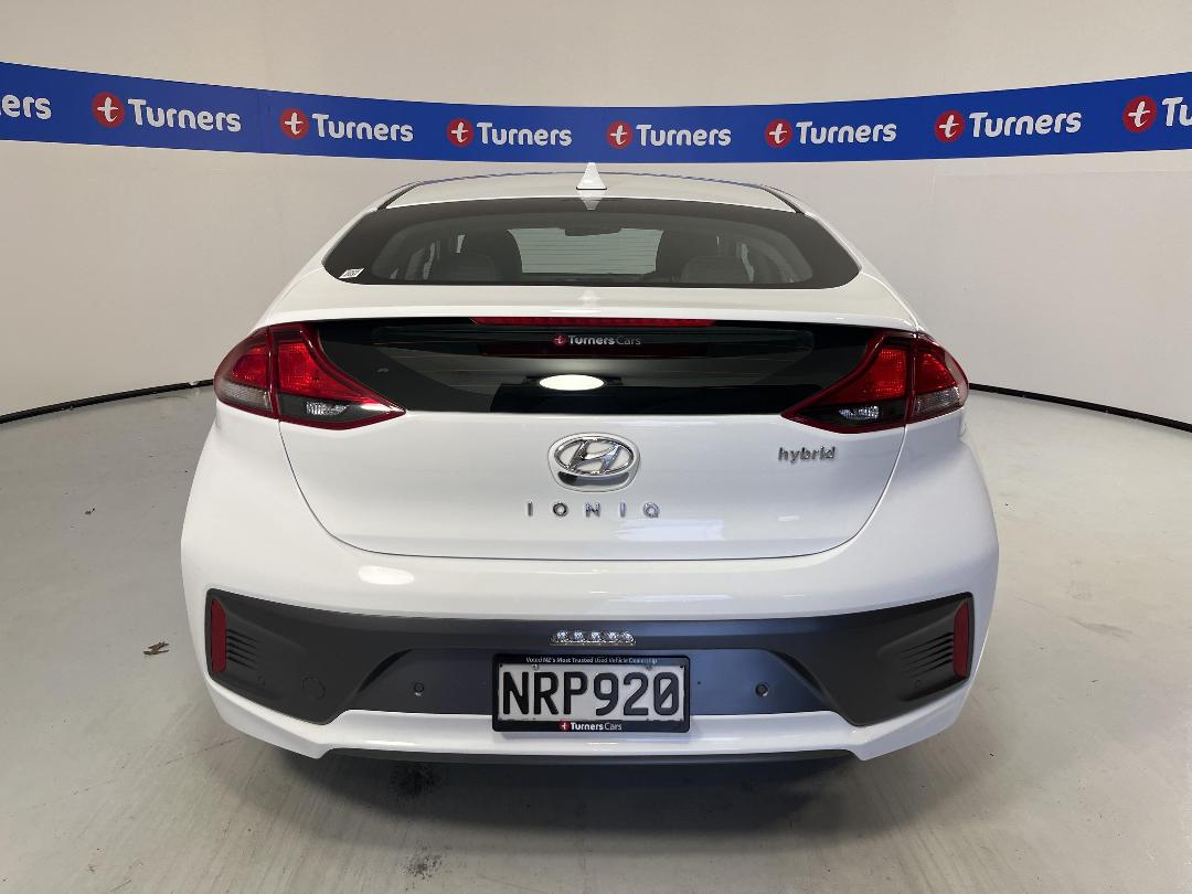 Photo '6' of Hyundai Ioniq Photo '6' of Hyundai Ioniq