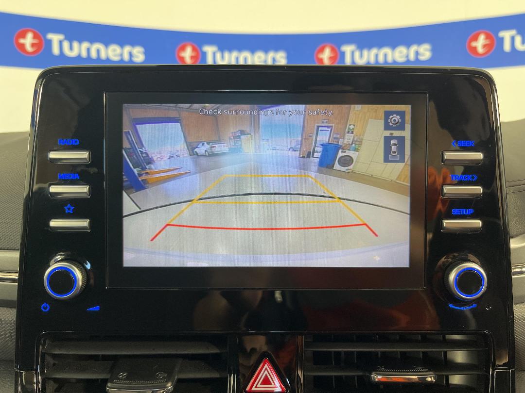 Photo '27' of Hyundai Ioniq Photo '27' of Hyundai Ioniq