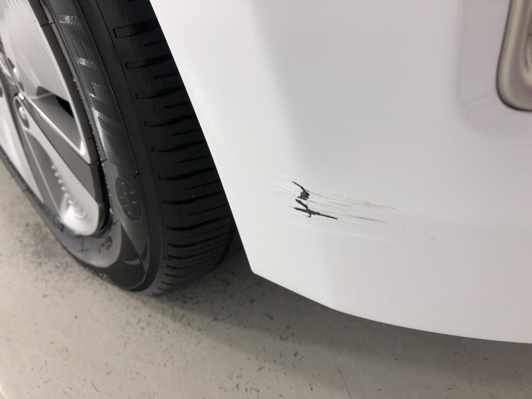 Photo '23' of Hyundai Ioniq