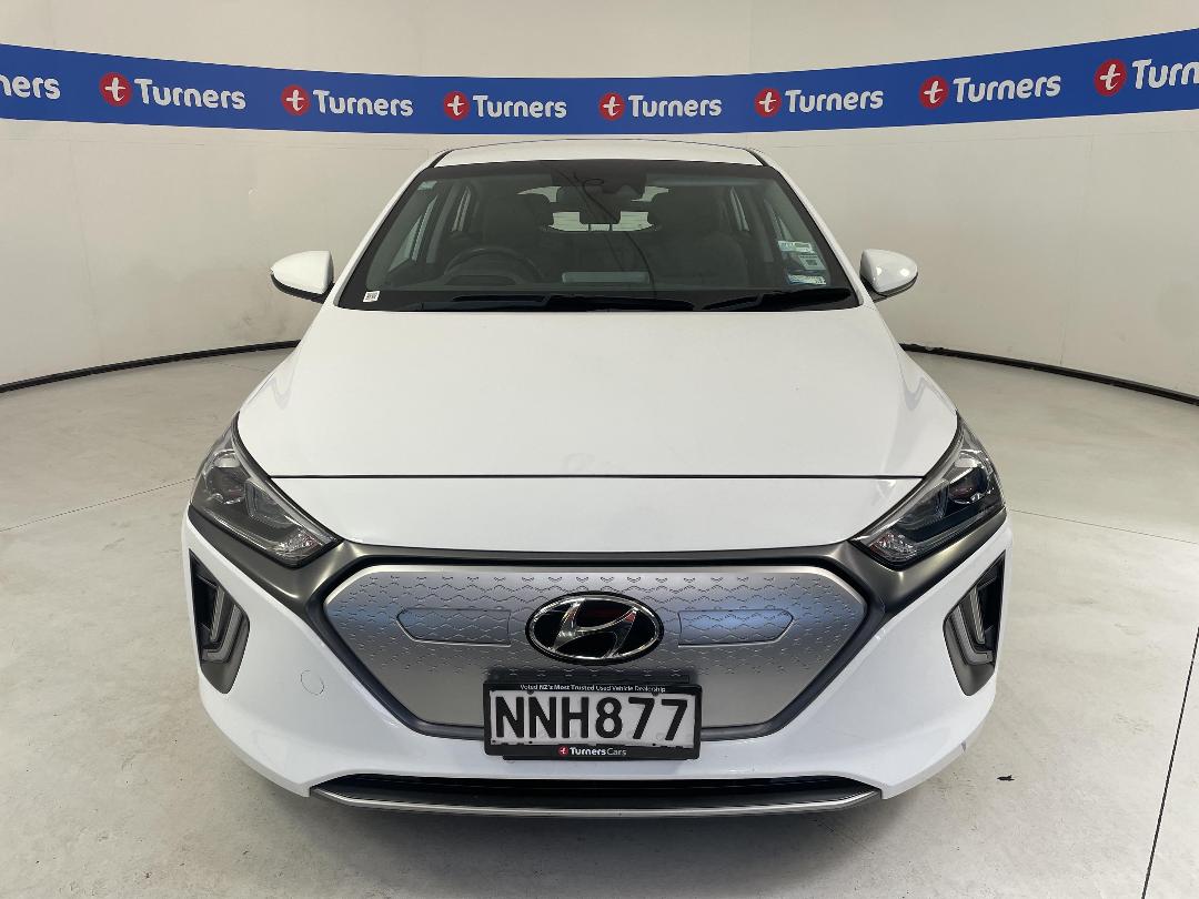 Photo '2' of Hyundai Ioniq Photo '2' of Hyundai Ioniq