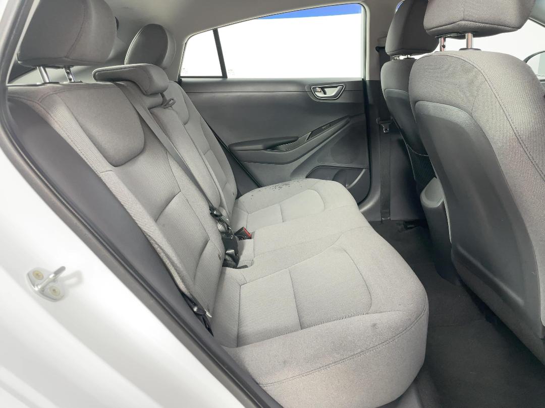 Photo '20' of Hyundai Ioniq