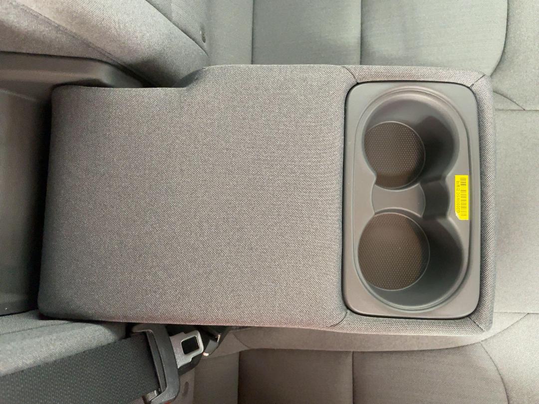 Photo '24' of Hyundai Ioniq