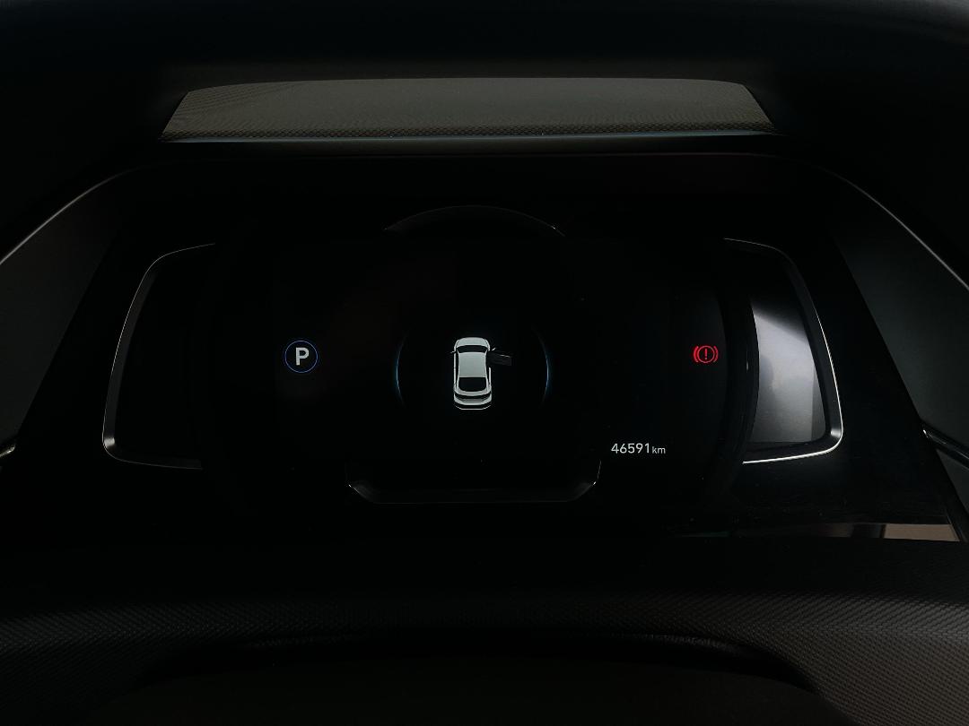 Photo '21' of Hyundai Ioniq Photo '21' of Hyundai Ioniq