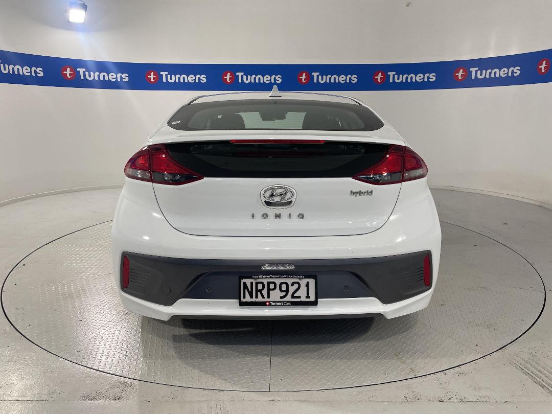 Photo '6' of Hyundai Ioniq Photo '6' of Hyundai Ioniq