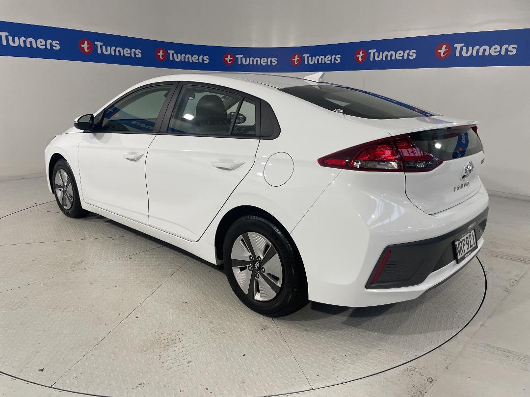 Photo '5' of Hyundai Ioniq Photo '5' of Hyundai Ioniq