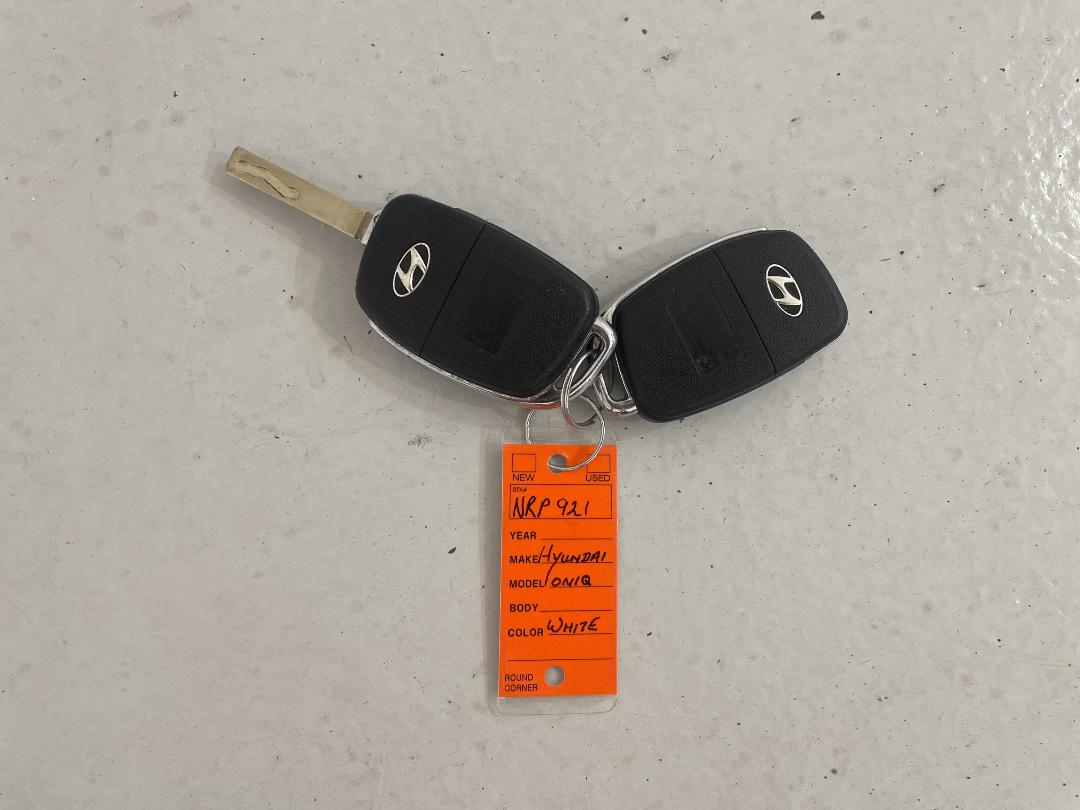 Photo '22' of Hyundai Ioniq Photo '22' of Hyundai Ioniq