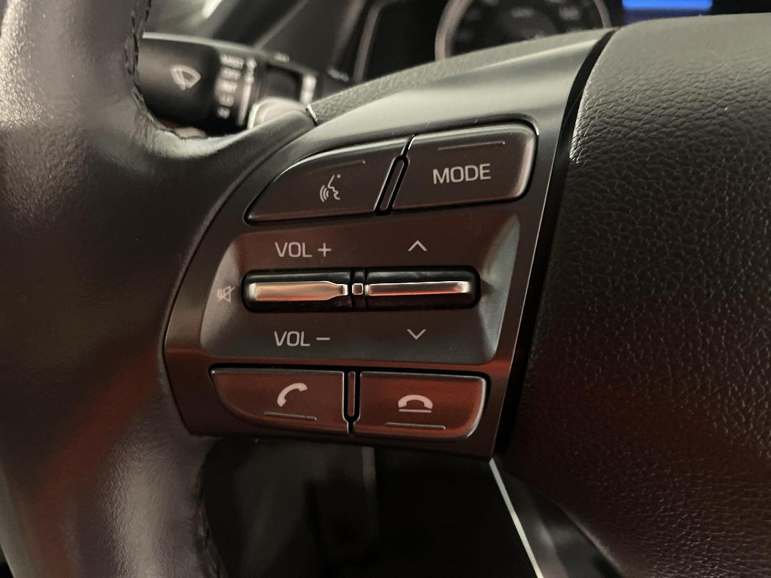 Photo '27' of Hyundai Ioniq Photo '27' of Hyundai Ioniq