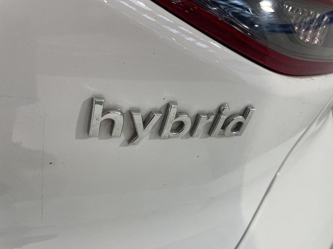 Photo '36' of Hyundai Ioniq Photo '36' of Hyundai Ioniq