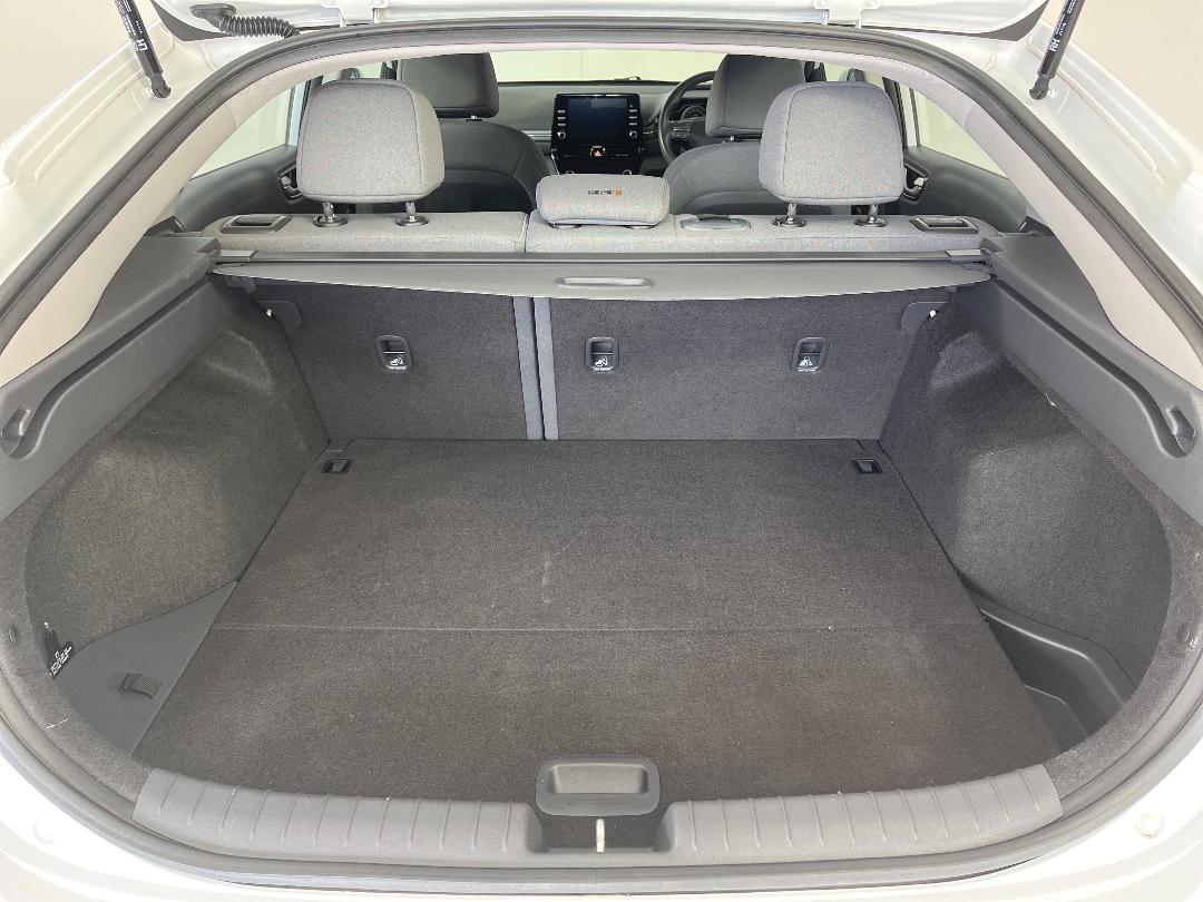 Photo '14' of Hyundai Ioniq