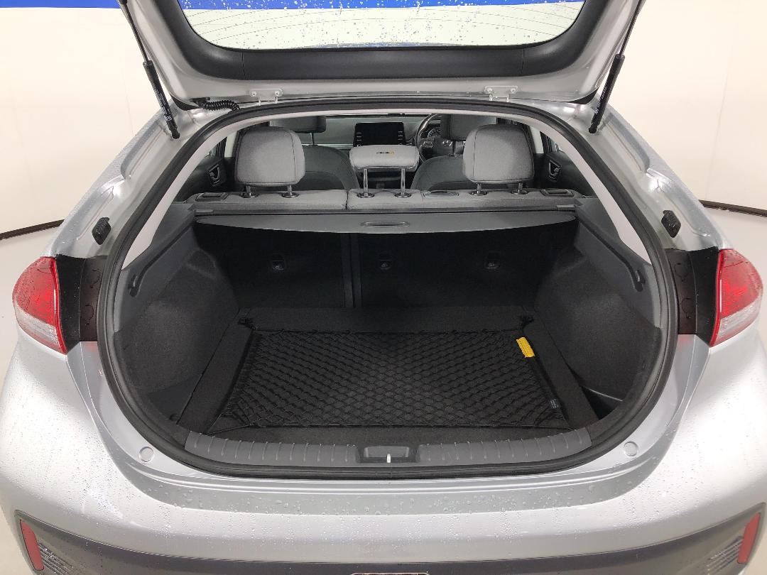 Photo '14' of Hyundai Ioniq