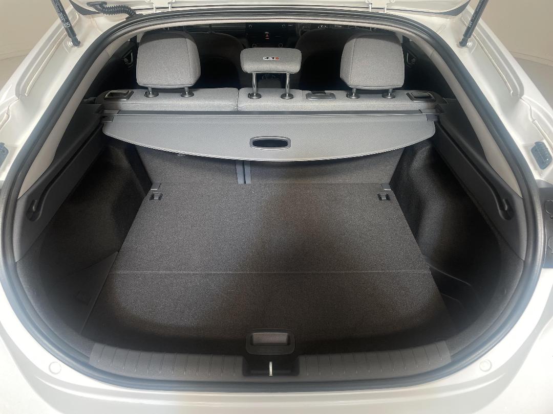 Photo '14' of Hyundai Ioniq