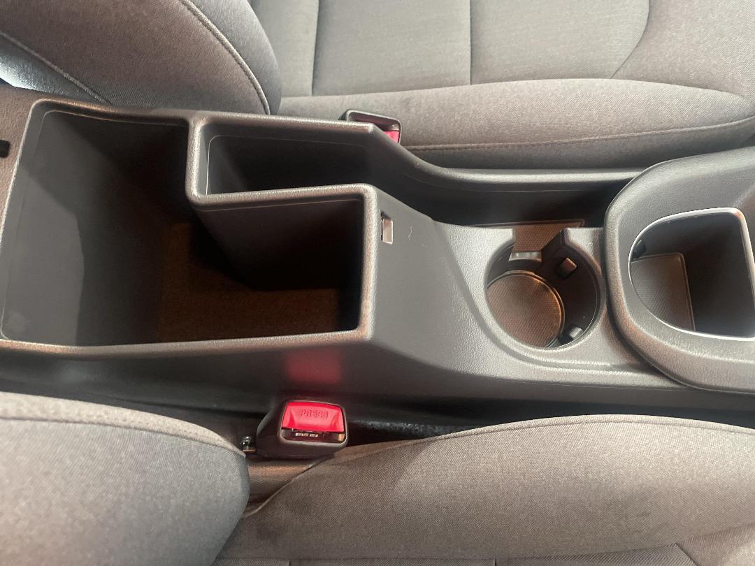 Photo '32' of Hyundai Ioniq