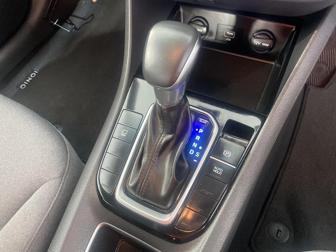 Photo '31' of Hyundai Ioniq