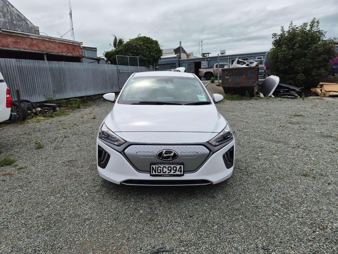 Photo '2' of Hyundai Ioniq 100KW EV Photo '2' of Hyundai Ioniq 100KW EV