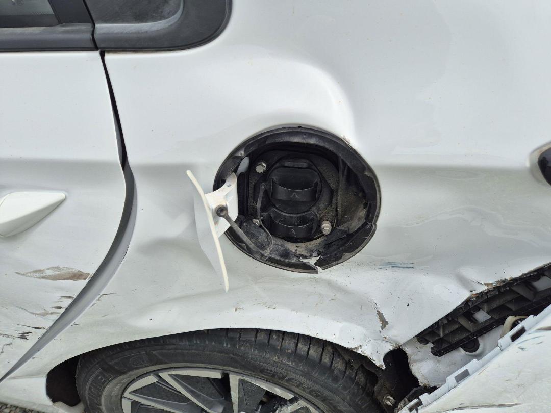 Photo '6' of Hyundai Ioniq 100KW EV Photo '6' of Hyundai Ioniq 100KW EV