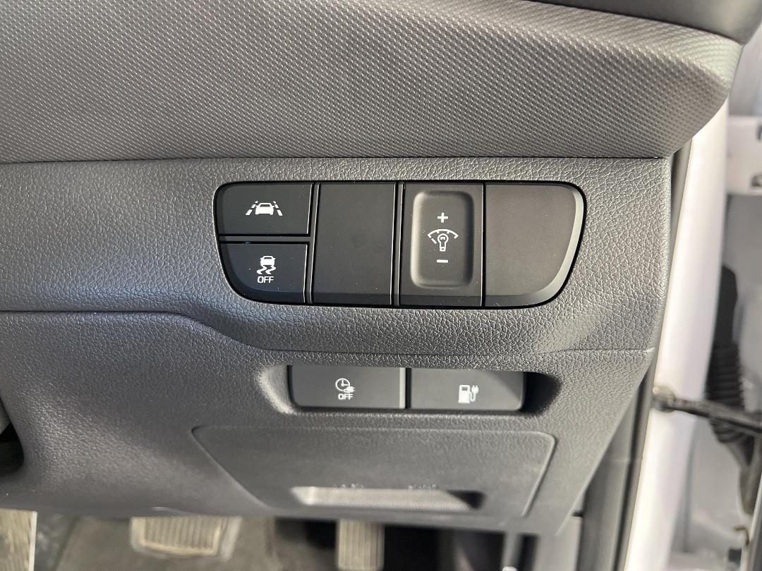 Photo '25' of Hyundai Ioniq