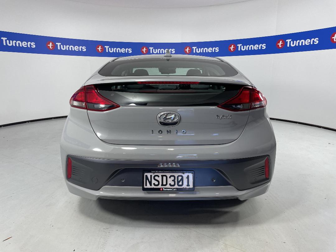 Photo '6' of Hyundai Ioniq