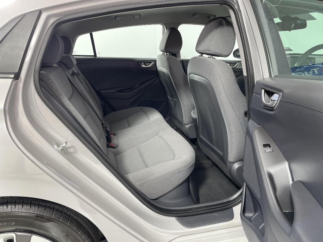 Photo '20' of Hyundai Ioniq