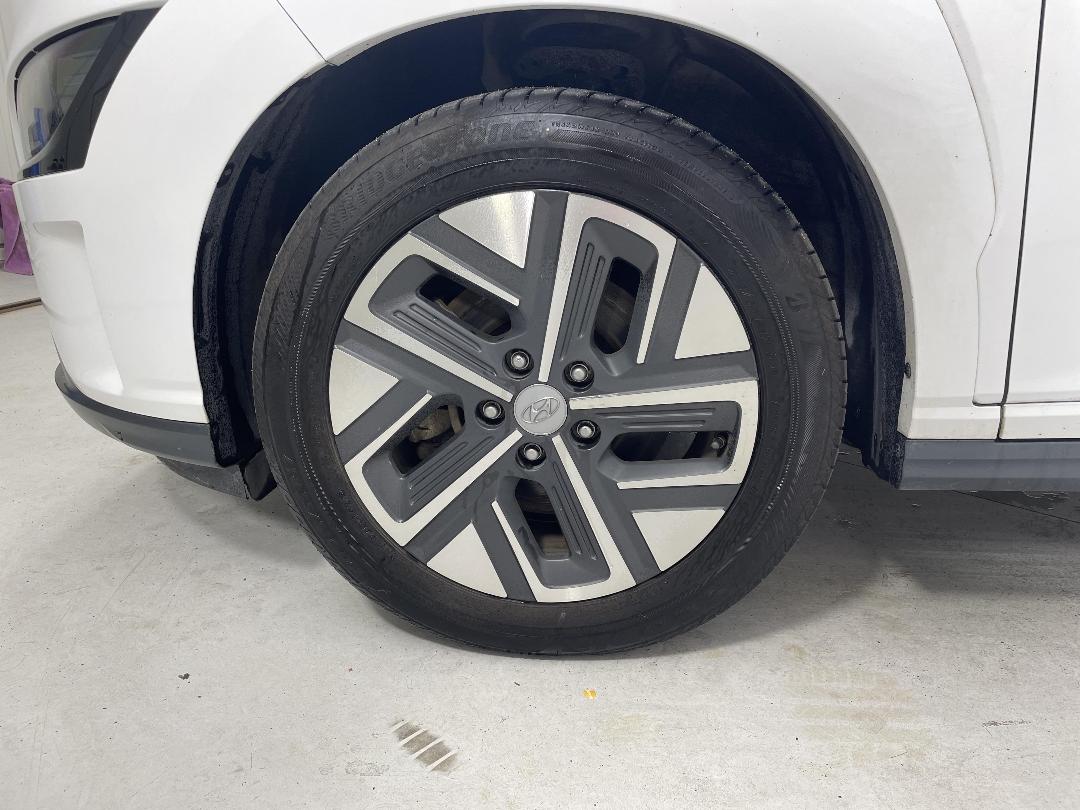 Photo '10' of Hyundai Kona Photo '10' of Hyundai Kona