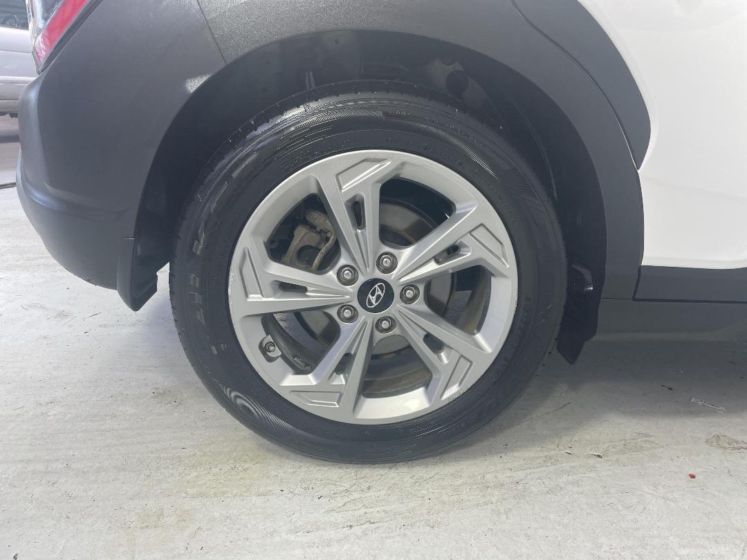 Photo '12' of Hyundai Kona Photo '12' of Hyundai Kona