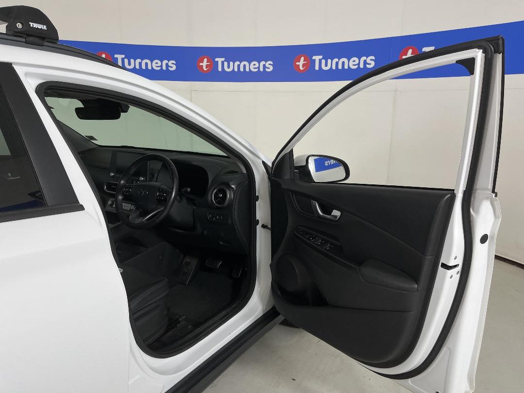 Photo '15' of Hyundai Kona Photo '15' of Hyundai Kona