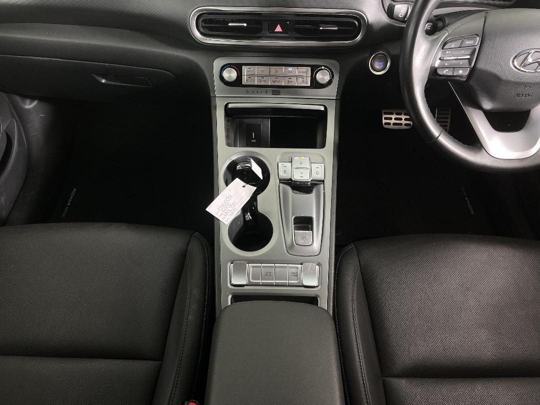 Photo '23' of Hyundai Kona Photo '23' of Hyundai Kona