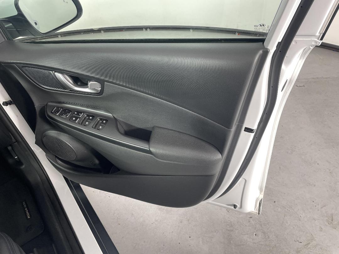 Photo '15' of Hyundai Kona