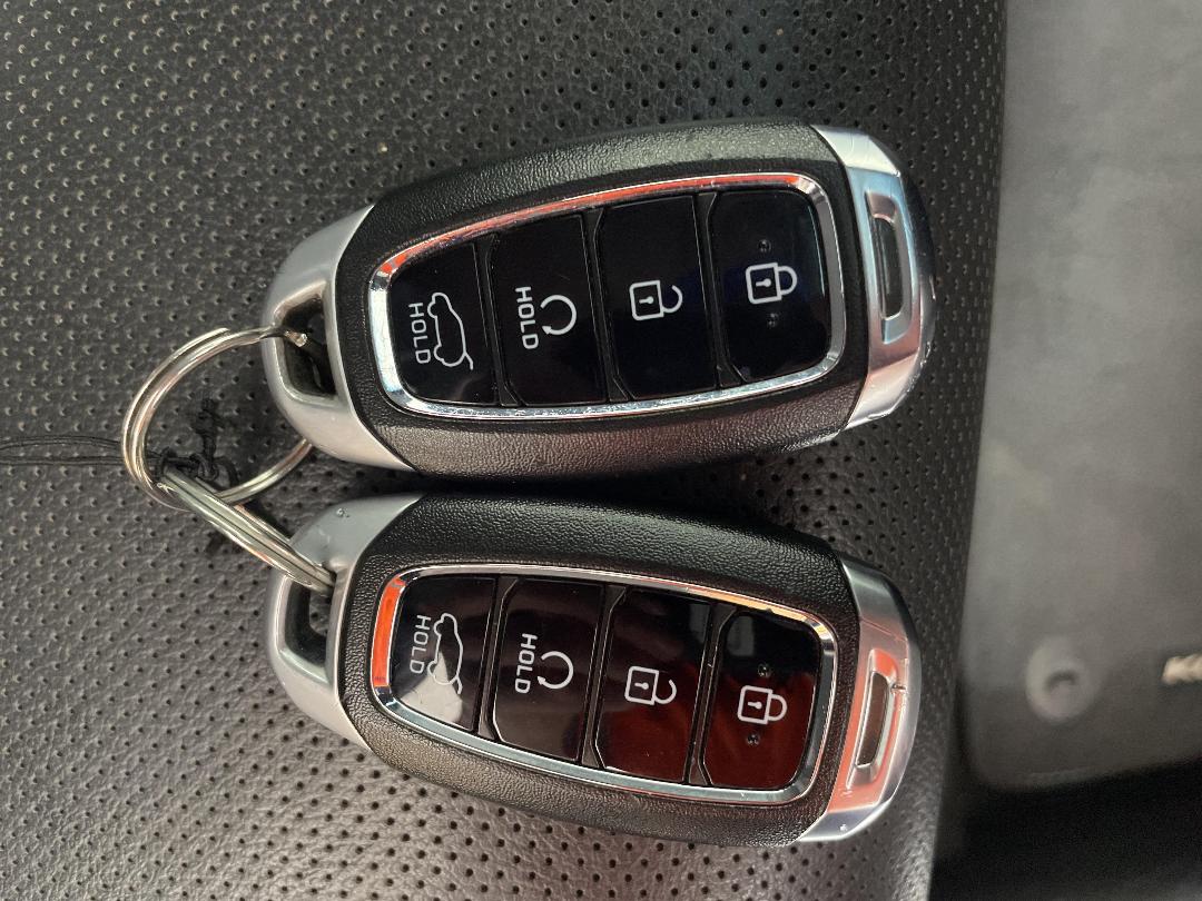 Photo '22' of Hyundai Kona Photo '22' of Hyundai Kona