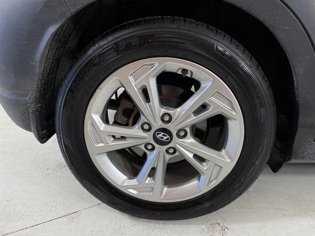 Photo '12' of Hyundai Kona