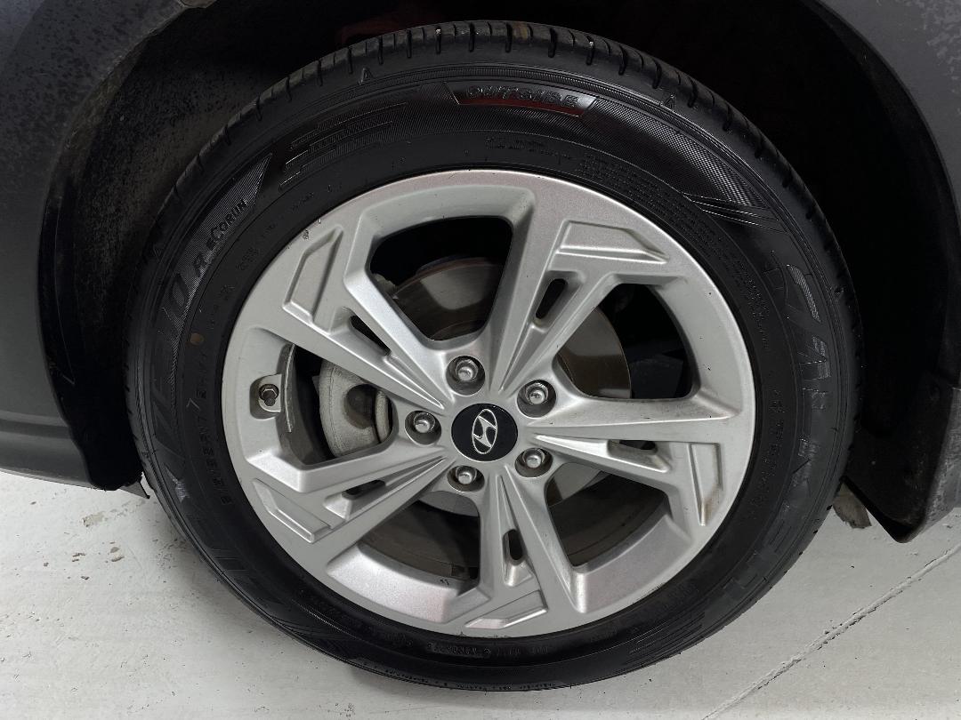 Photo '10' of Hyundai Kona