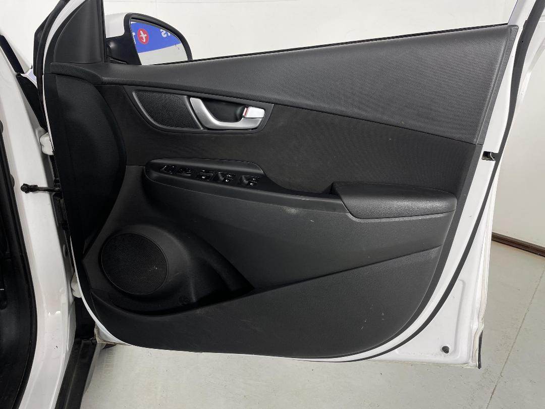 Photo '15' of Hyundai Kona