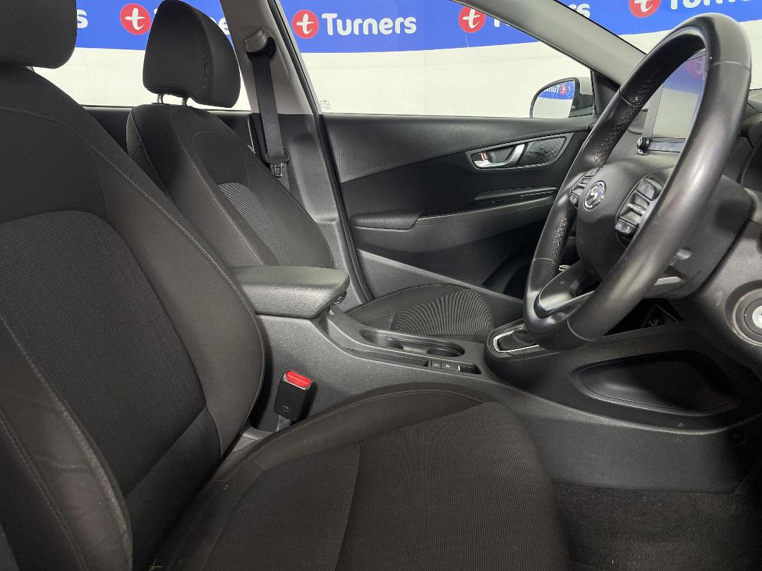 Photo '16' of Hyundai Kona