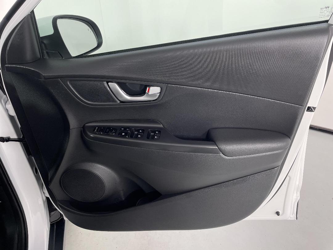 Photo '15' of Hyundai Kona