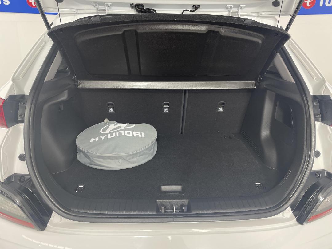 Photo '14' of Hyundai Kona