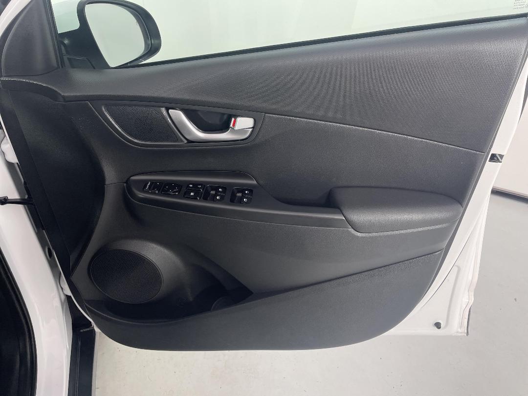 Photo '15' of Hyundai Kona