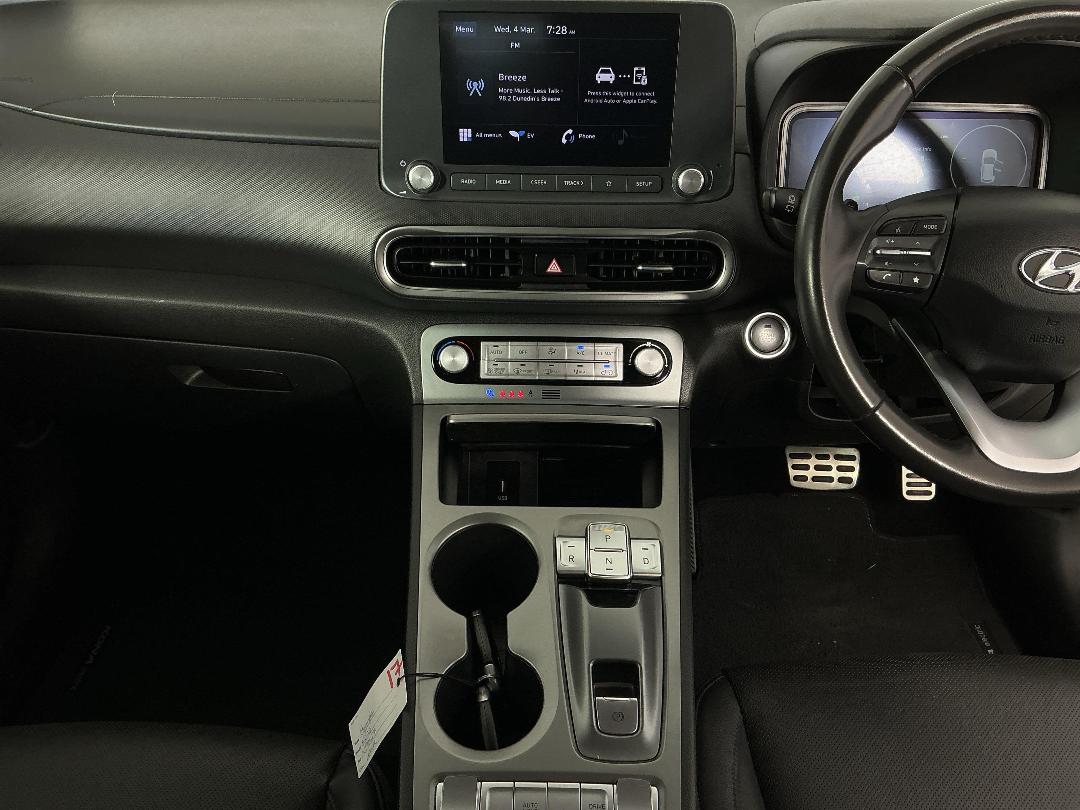 Photo '18' of Hyundai Kona Photo '18' of Hyundai Kona