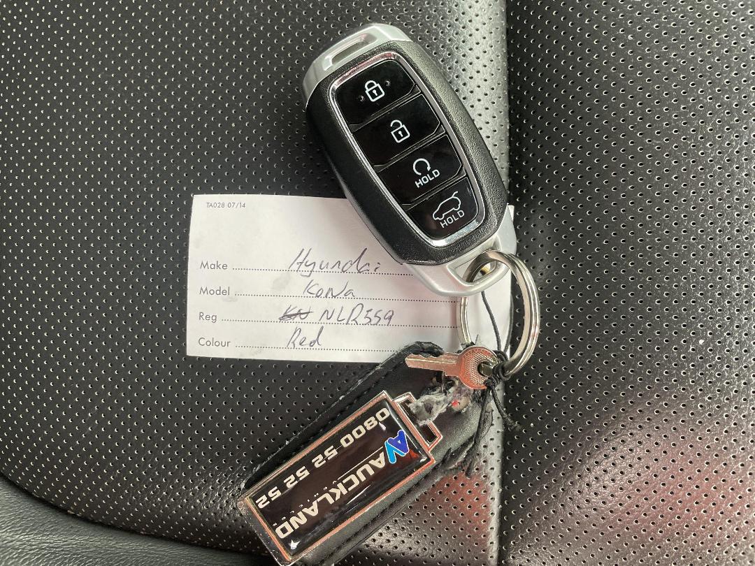 Photo '22' of Hyundai Kona
