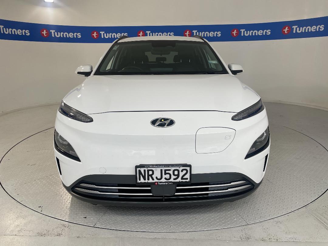 Photo '2' of Hyundai Kona Photo '2' of Hyundai Kona