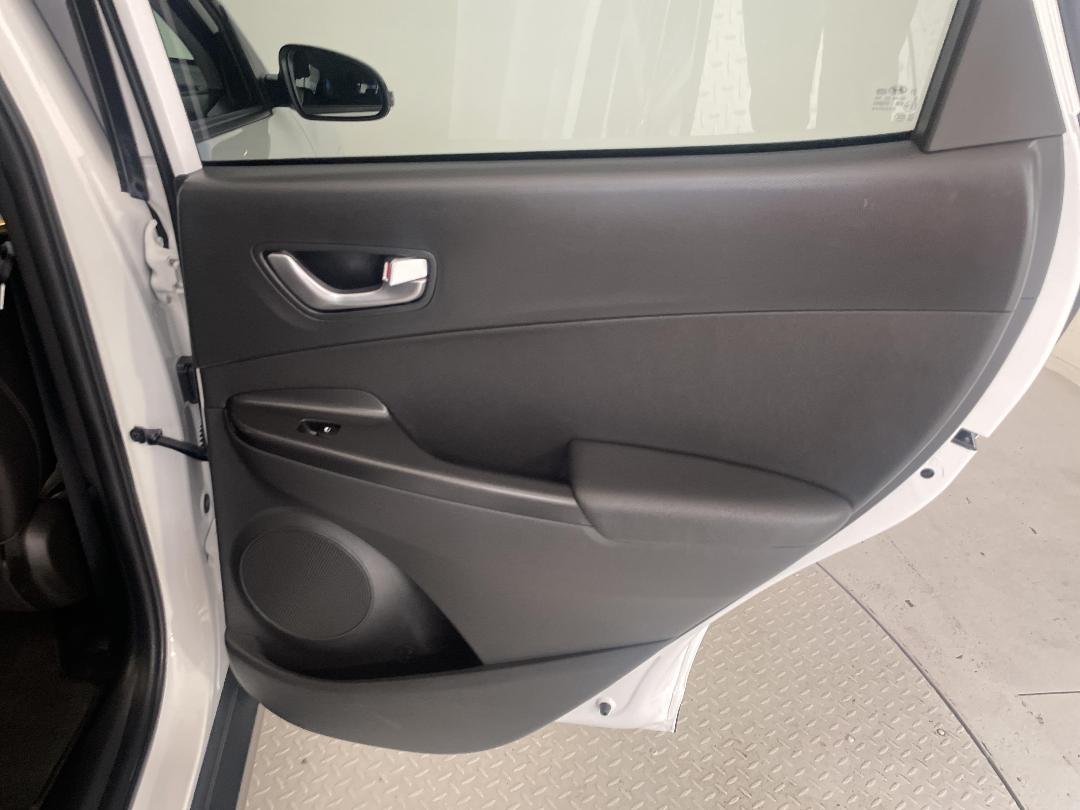 Photo '19' of Hyundai Kona Photo '19' of Hyundai Kona