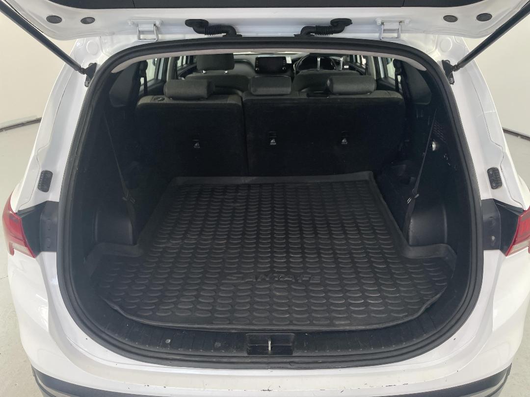 Photo '14' of Hyundai Santa FE Photo '14' of Hyundai Santa FE