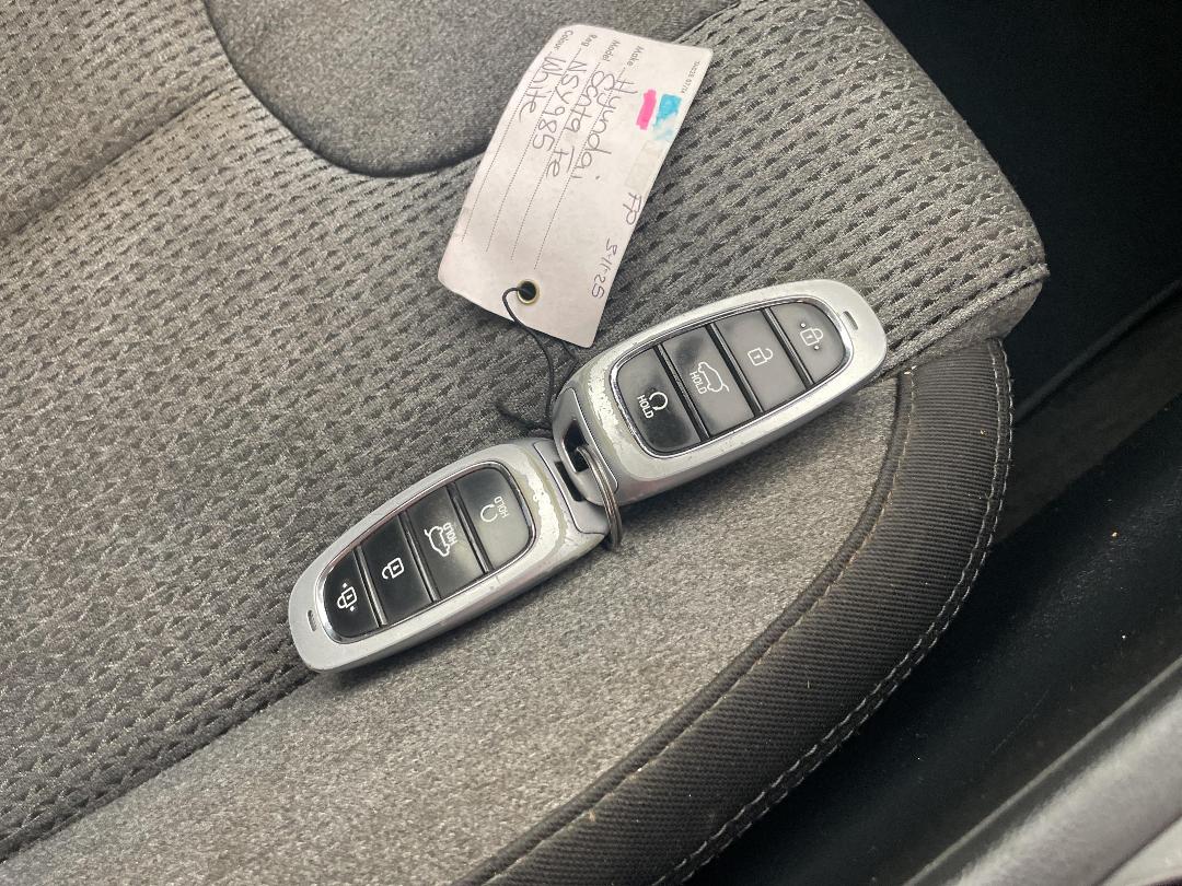 Photo '22' of Hyundai Santa FE Photo '22' of Hyundai Santa FE