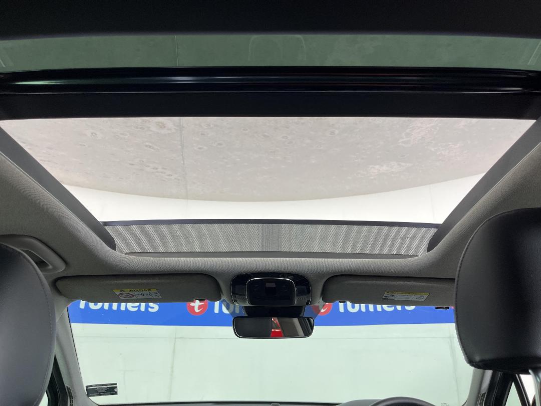 Photo '24' of Hyundai Santa FE