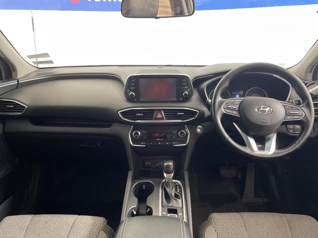 Photo '17' of Hyundai Santa FE Photo '17' of Hyundai Santa FE