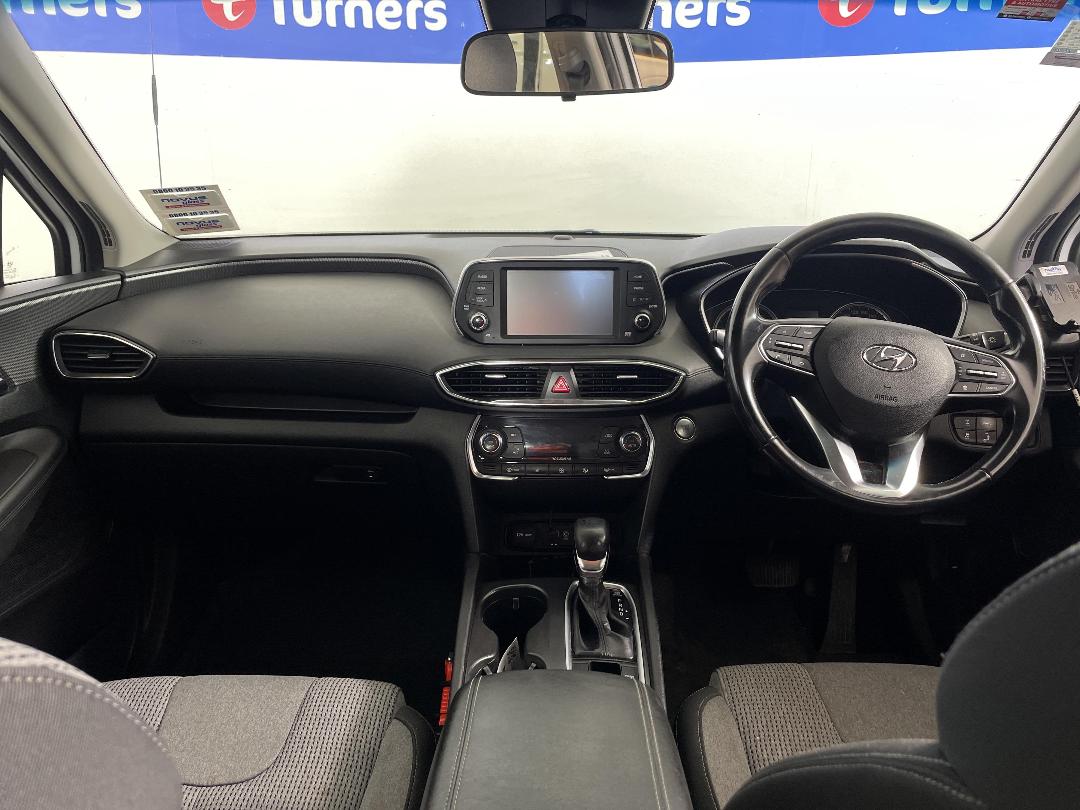 Photo '17' of Hyundai Santa FE Photo '17' of Hyundai Santa FE