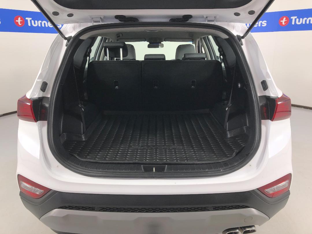 Photo '14' of Hyundai Santa FE