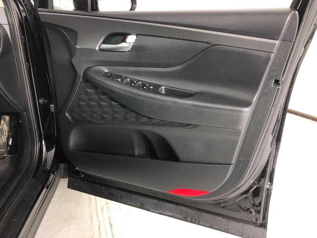 Photo '15' of Hyundai Santa FE