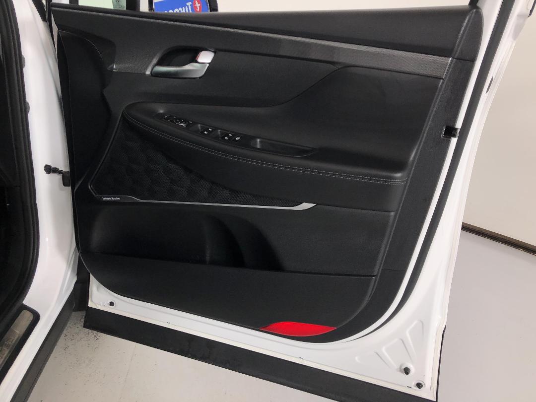 Photo '15' of Hyundai Santa FE